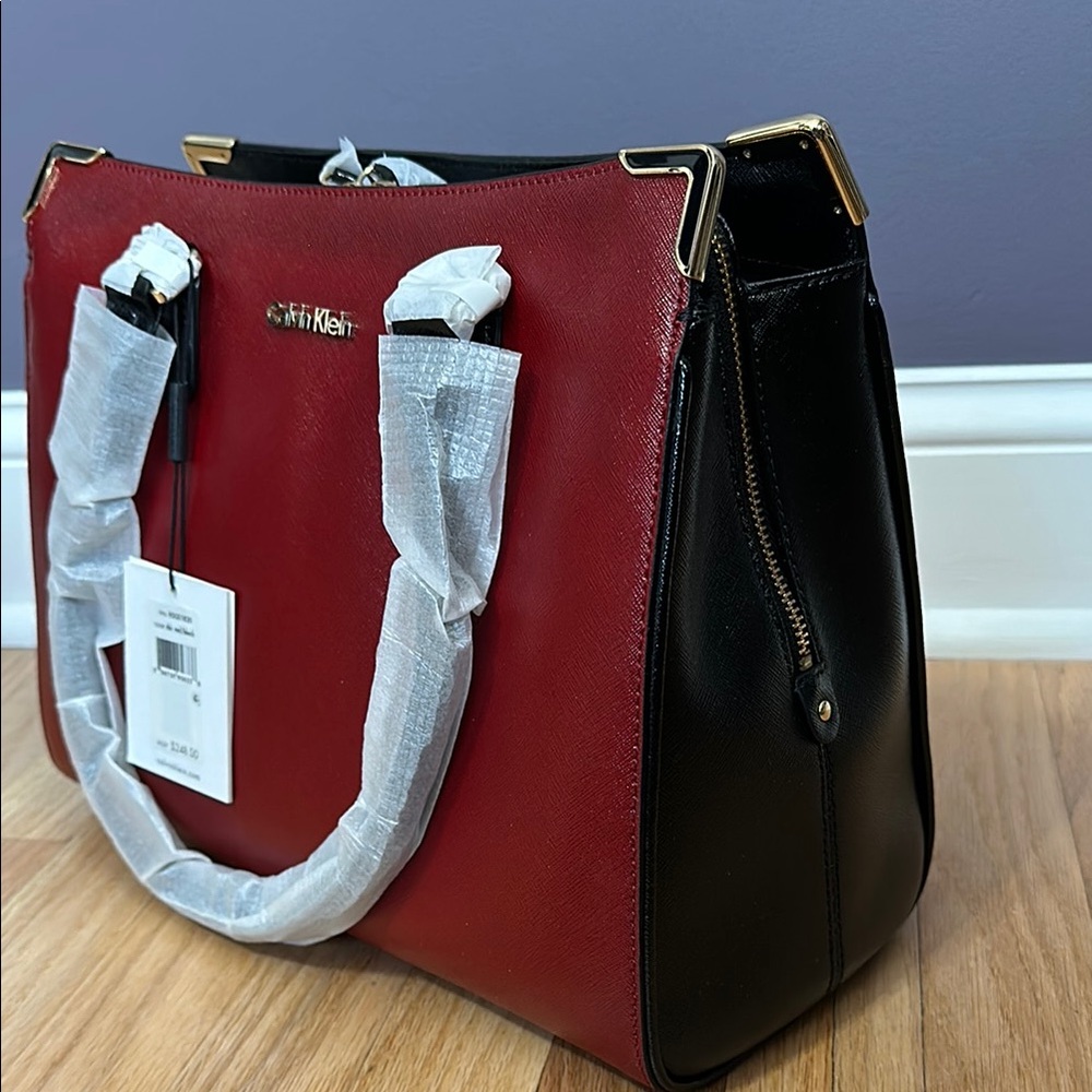 Calvin Klein Red Women's Bag - Picture 2 of 6